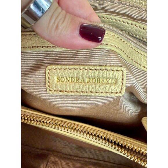 Sondra Roberts Gold Metallic Double strap Shoulder handbag - Picture 3 of 10